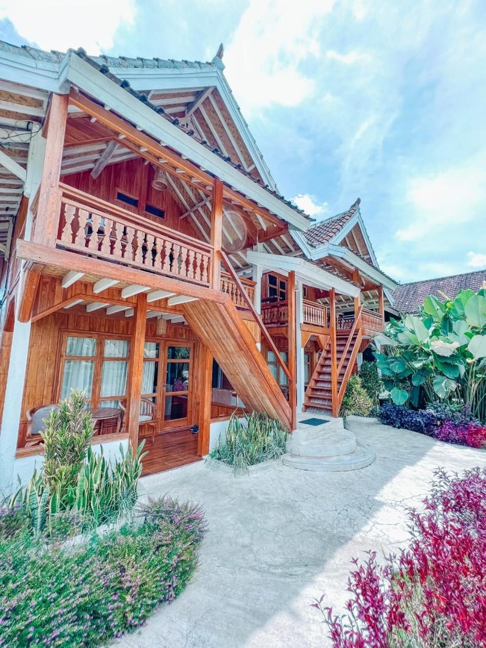 Tetebatu Flush Harmony Otel Dış mekan fotoğraf