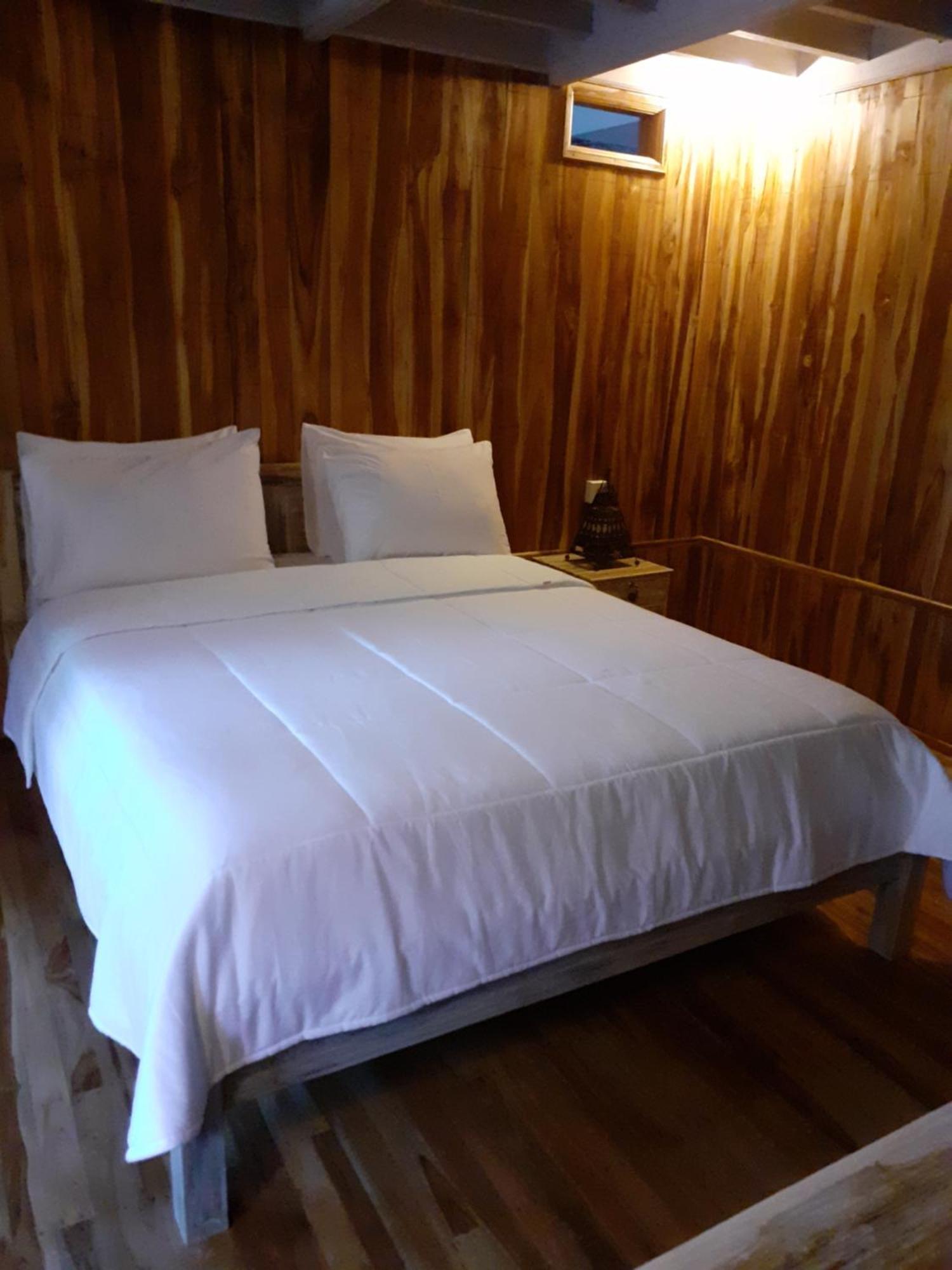 Tetebatu Flush Harmony Otel Oda fotoğraf