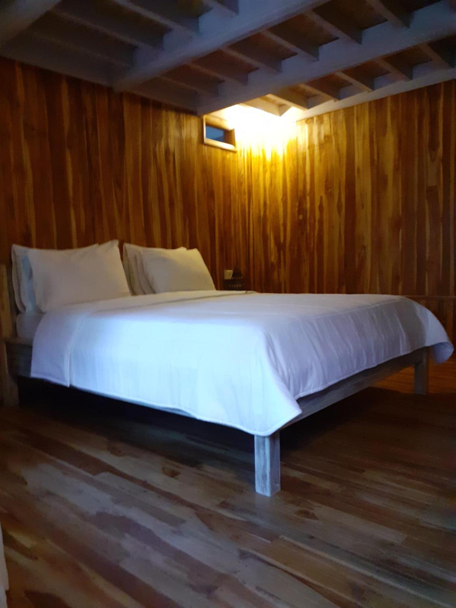 Tetebatu Flush Harmony Otel Oda fotoğraf